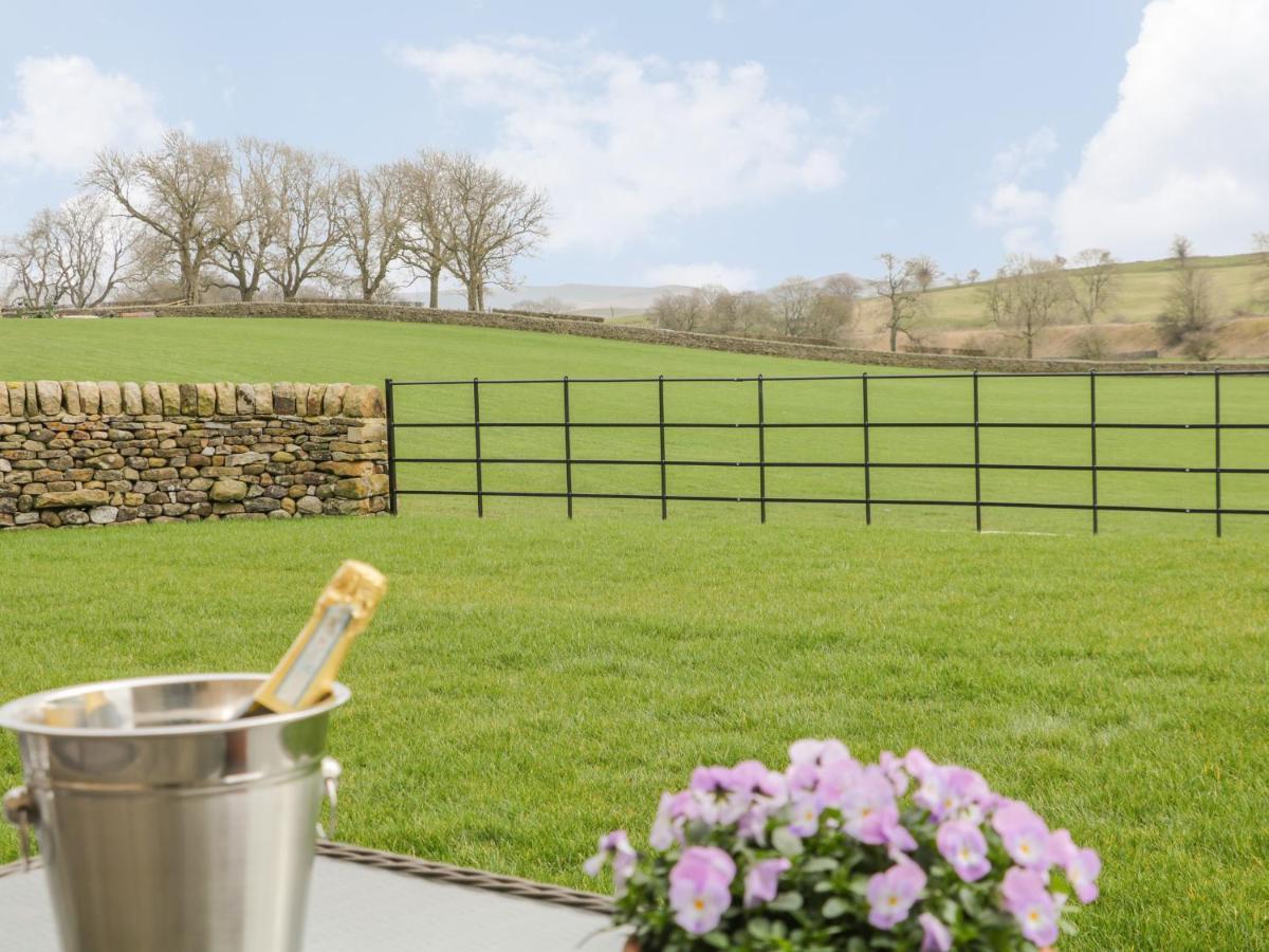 Crane Field Laithe Villa Airton Luaran gambar